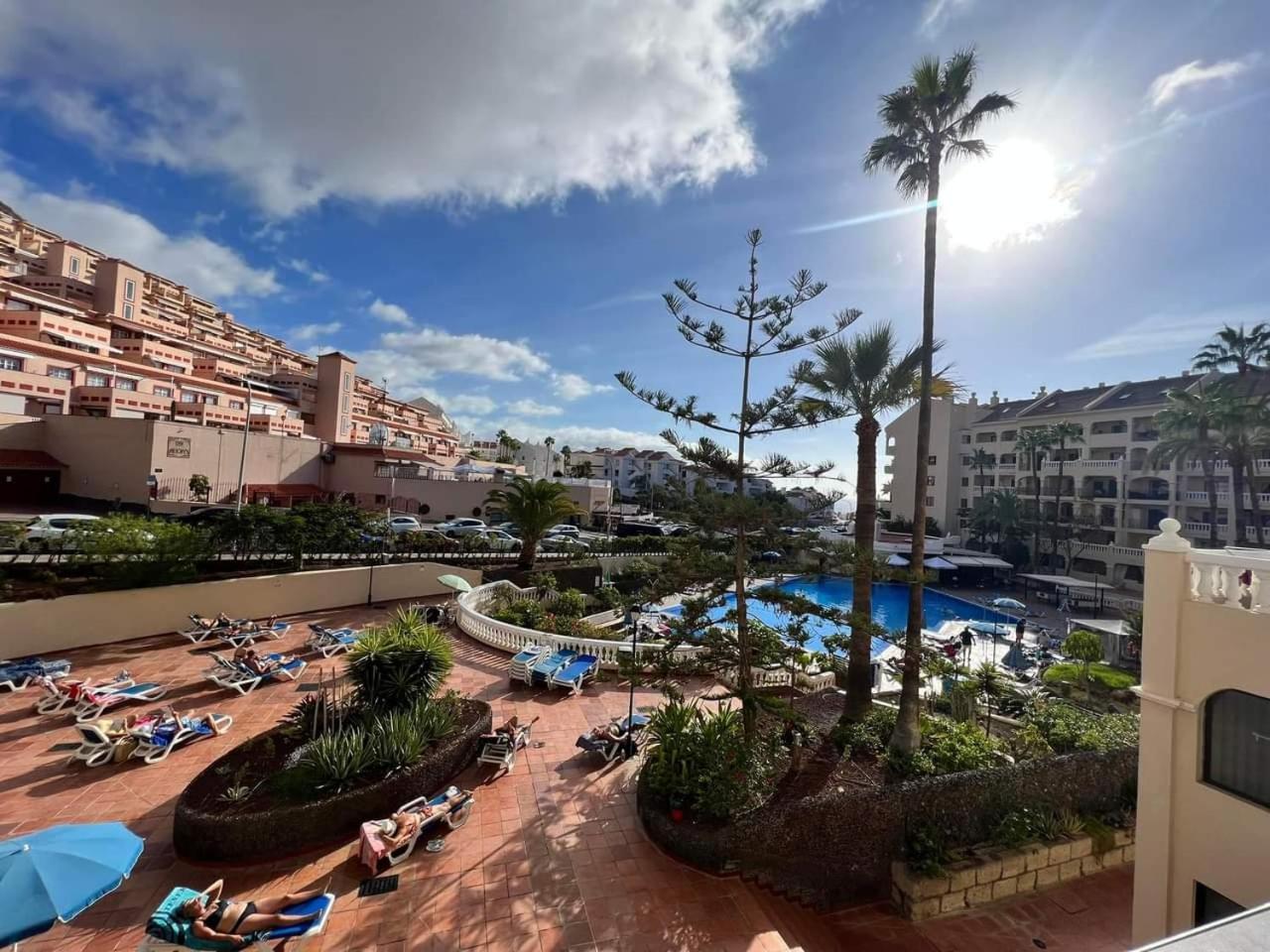 Tenerife Castle Harbour Los Cristianos  Bagian luar foto
